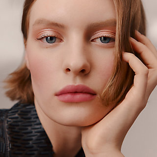 フェイスパウダー《プードル-